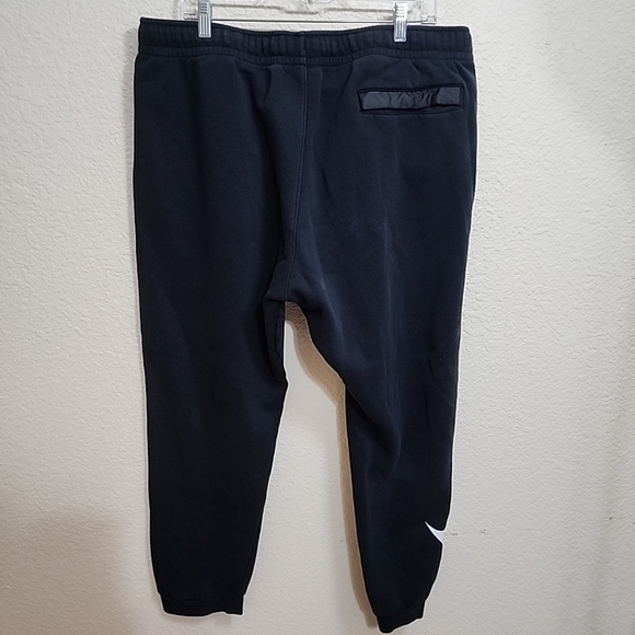 Nike Men XXL Black Fleece Joggers Sweatpants. - Picture 3 of 8